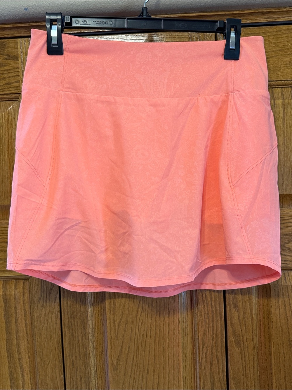 Swannies Golf Women's Coral Pink Athletic Mini Skirt- Small